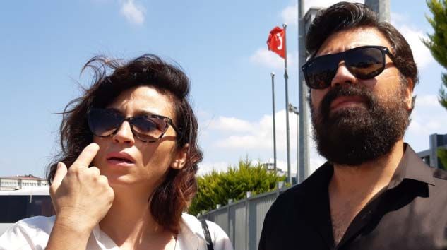 Bülent Parlak ile Burcu Gönder ayrıldı