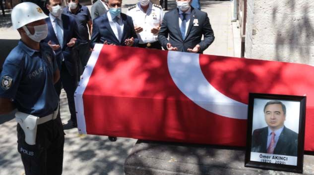 Vefat eden Başsavcı Balıkesir’de toprağa verildi