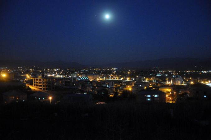 Yüksekova’da hayran bırakan manzara