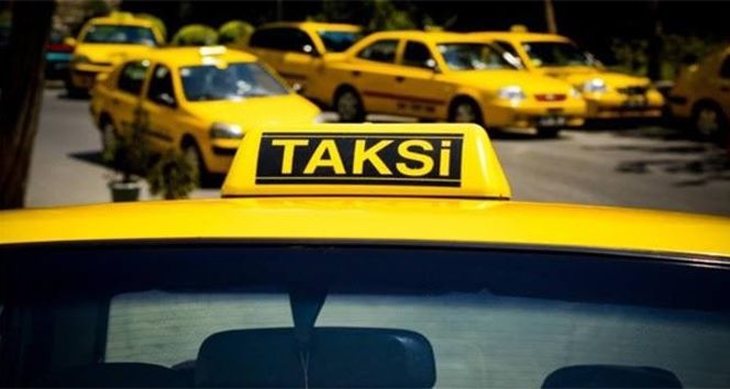 Taksici yüksek puanla müşterisini kapacak
