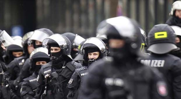 Almanya’da silahlı saldırı: 6 kişi öldü