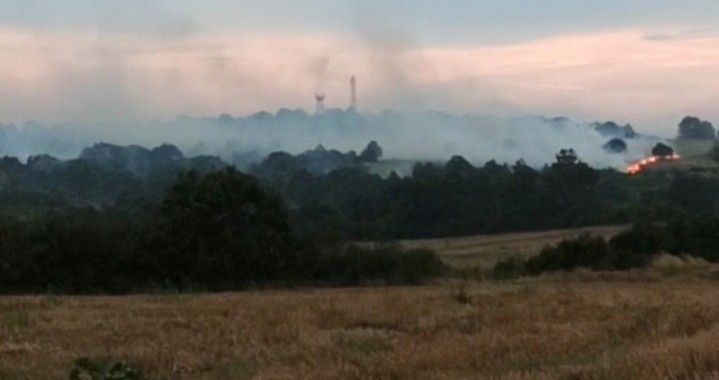 Orman yangınında üçüncü gün, alevler Türkiye’ye ilerliyor