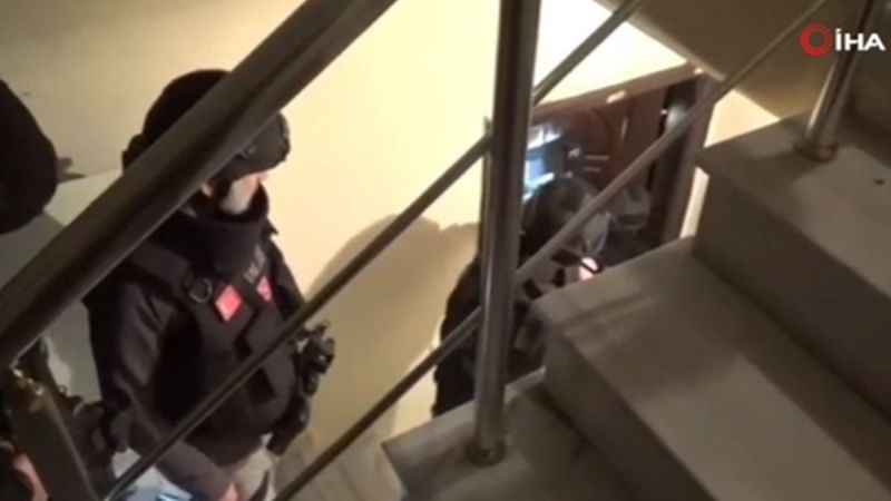 İstanbul merkezli 2 ilde DEAŞ’a operasyon: 7 gözaltı İstanbul merkezli 2 ilde DEAŞ’a operasyon: 7 gözaltı