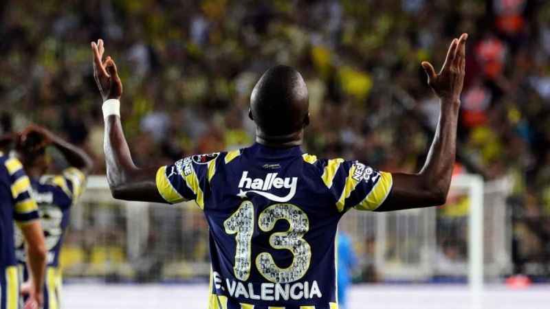 Enner Valencia Fenerbahçe'den ayrıldı Enner Valencia Fenerbahçe'den ayrıldı
