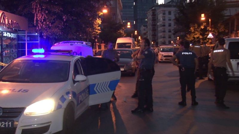 Hırsızlık yapan grup bekçiler ile çatıştı