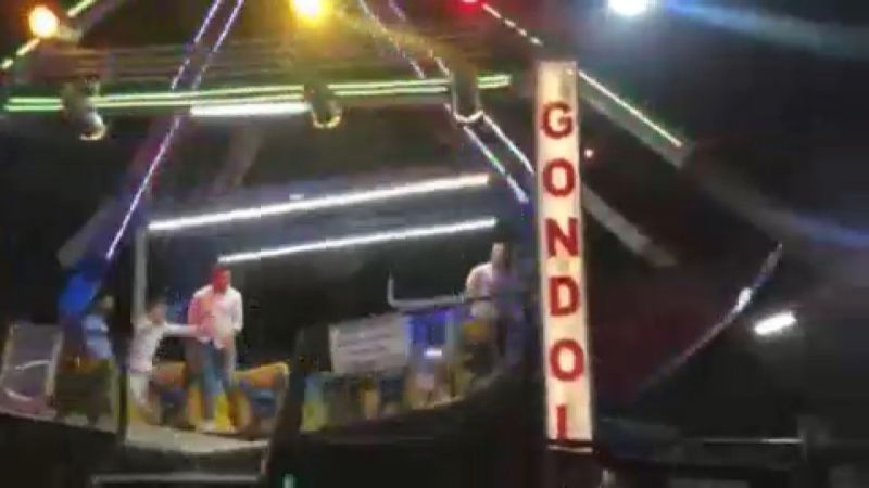 Gondolda tehlikeli hareket yürekleri ağza getirdi