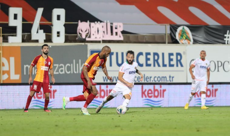 Alanyasporlu futbolcu korona virüse yakalandığı açıkladı