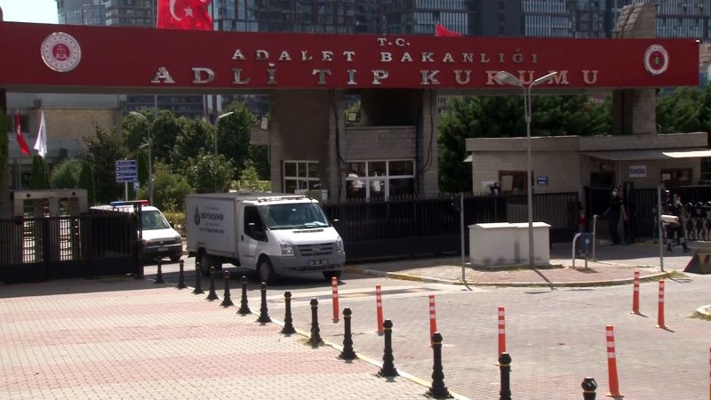 Feci kazada hayatını kaybeden çiftin cenazeleri gözyaşları içerisinde alındı