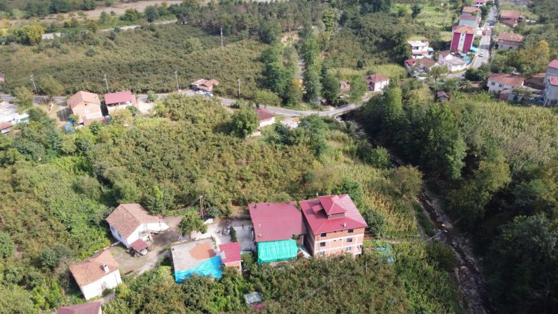 Bir yol için katliam yaptı: 2 ölü, 4 yaralı