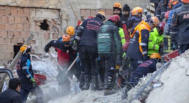 AFAD: Ölü sayısı 21, yaralı sayısı 1030