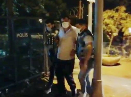 İstanbul’da değnekçilik yapan bir kişi yakalandı