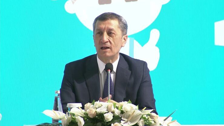 Bakan Selçuk: “21 Eylül’de belirli sınıflarda yüz yüze eğitimi başlatacağız”
