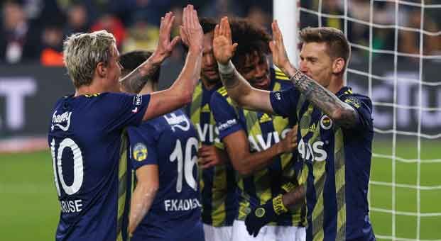 Kadıköy’de Fener halayı: 2-0