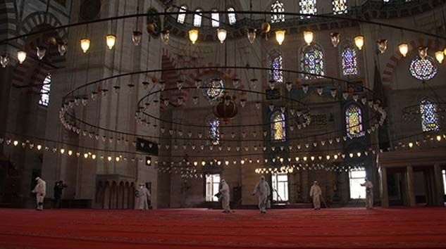 Aydın’da hırsızlar caminin paralarını çaldı