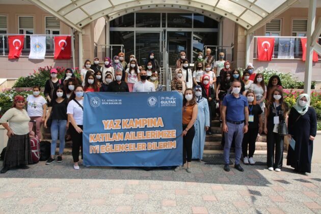 Akdeniz Belediyesi şehit ailelerini yaz kampına gönderdi