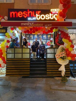 Esenyurt Kıraç’ta yeni bir lezzet mekanı  “MEŞHUR ISLAK TOSTÇU”