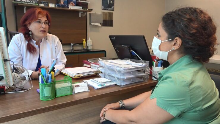 Romatizma hastaları “salgın var” diye ilaçlarını ihmal etmemeli