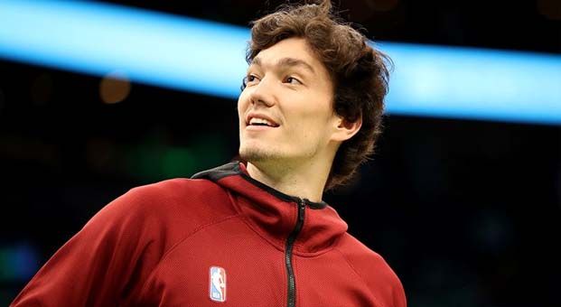Cedi Osman paylaştı depremzedeler için 385 bin lira yardım toplandı