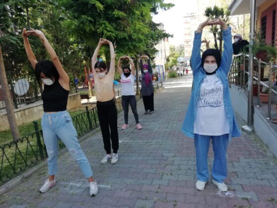 Kadınlar Parkları Spor Alanı Yaptı