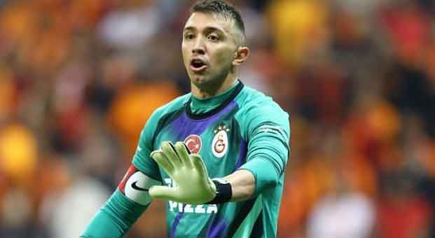 Muslera’dan tarihi hatırlatma!
