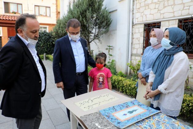 Eyüpsultan Belediyesi kursiyerlerine bakanlıktan iki ödül