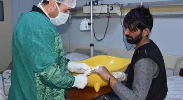 Van’da donma tehlikesi geçiren 8 düzensiz göçmen tedavi altına alındı