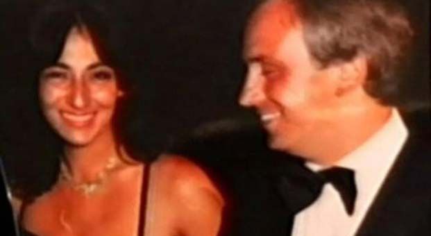 Melek Baykal, boşanıyor