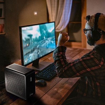 Kendisi Küçük İşlevi Büyük PC XPC GAIA!