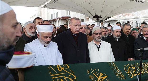 Emekli İstanbul Vaizi Ahmet Vanlıoğlu son yolculuğuna uğurlandı