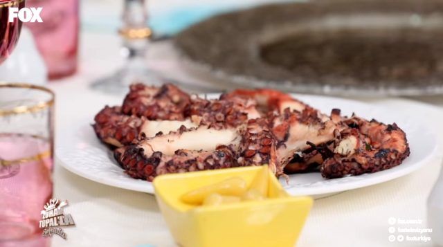 Zuhal Topal’la Sofrada’da bir ilk!