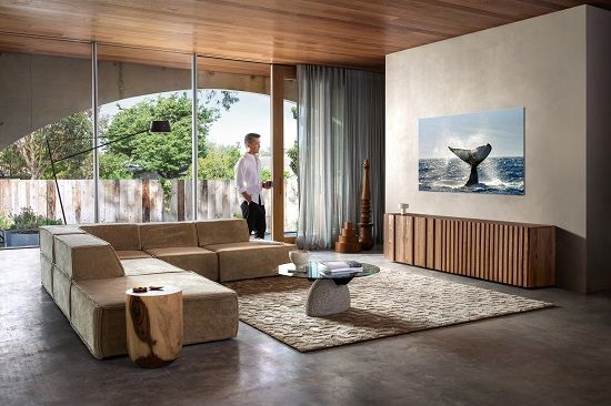 Samsung’dan evinizi dönüştüren bir TV: Q950T QLED 8K Smart TV