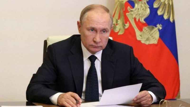 Donesk ve Luhansk Rusya hukuku uygulamaya konuldu