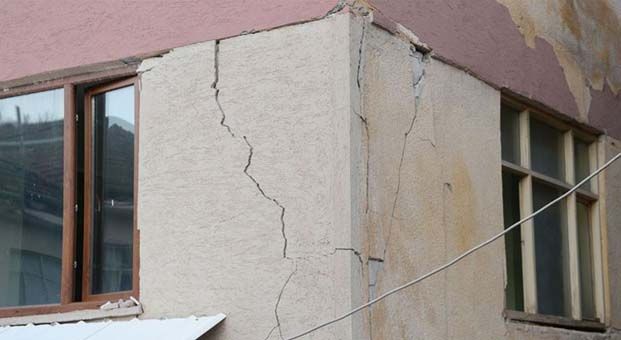 Malatya’da depremden zarar gören 37 bina yıkılacak