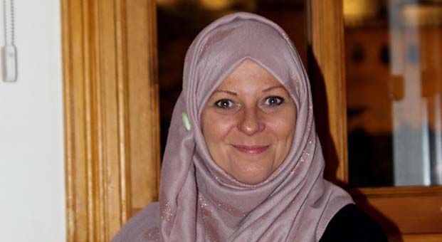 Tony Blair’in İslamiyet’i seçen baldızı Booth artık İstanbullu