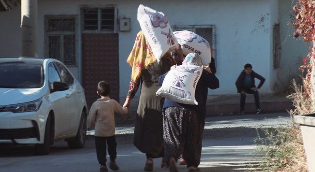 “Çare” olmaya devam ediyorlar