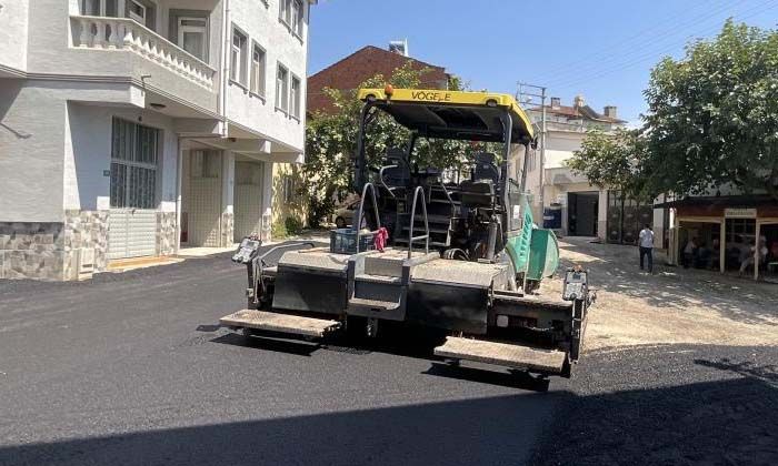 Osmangazi’de yoğun asfalt mesaisi