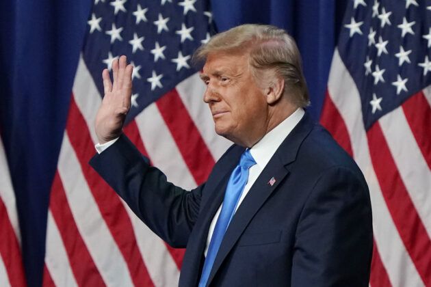 ABD Başkanı Donald Trump COVID-19 aşısının Nisan ayında herkese ulaşacağını açıkladı