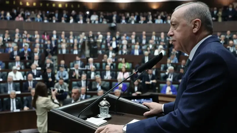 Cumhurbaşkanı Erdoğan: "Şiddetli bir kasırga geliyor" Cumhurbaşkanı Erdoğan: "Şiddetli bir kasırga geliyor"