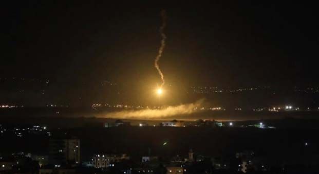 İsrail, Suriye’nin başkenti Şam’a saldırdı İsrail, Suriye’nin başkenti Şam’a saldırdı