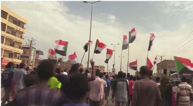 BAE’li şirket Sudanlı gençleri kandırıp Libya’ya götürüyor