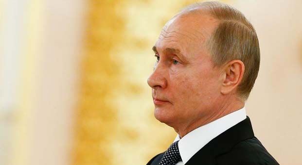 Putin dört generali görevden aldı