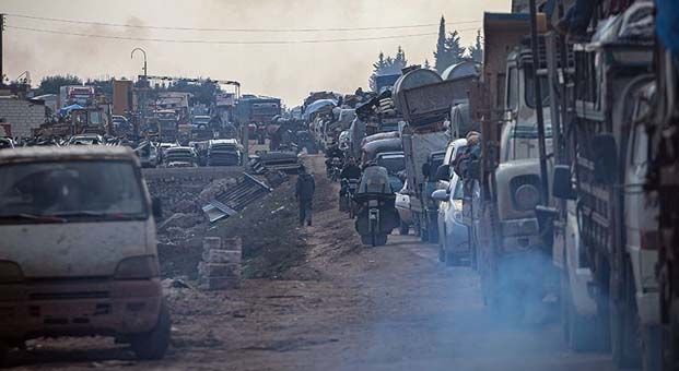 Esed rejimi ve Rusya, son 4 günde 90 bin sivili yerinden etti