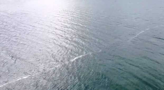 Depremin yüzey kırığının izi baraj gölünde görüldü