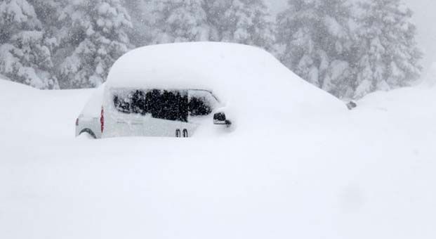 Uludağ’da kar kalınlığı 1.5 metreye ulaştı