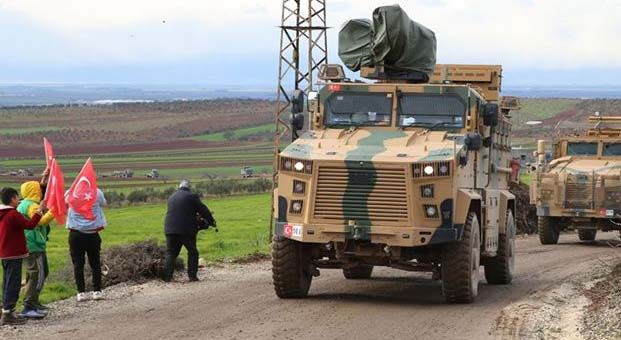 Suriye sınırına 300’ü aşkın araçlık askeri sevkiyat
