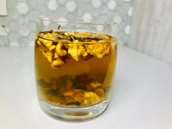 Ceviz suyunun mucizevi faydaları