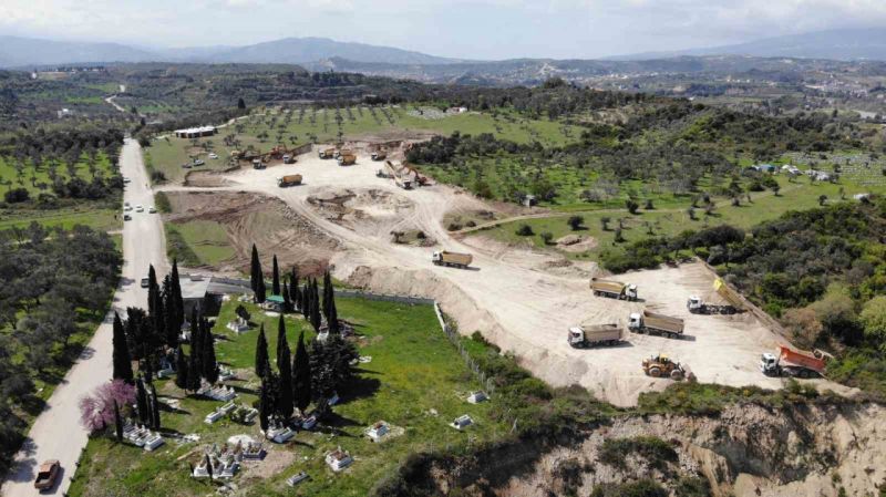 Hatay’da Defne Devlet Hastanesi’nin inşa çalışmaları gece gündüz devam ediyor Hatay’da Defne Devlet Hastanesi’nin inşa çalışmaları gece gündüz devam ediyor
