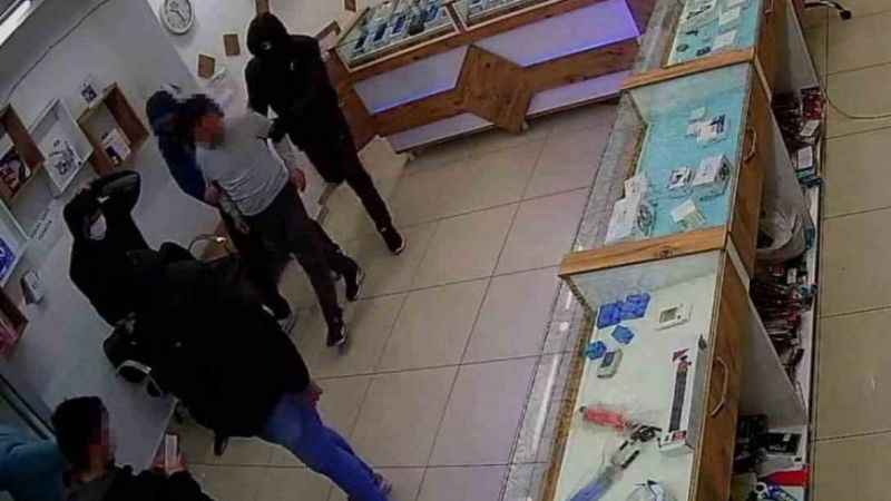 Sultangazi’de filmleri aratmayan olay kameraya yansıdı Sultangazi’de filmleri aratmayan olay kameraya yansıdı