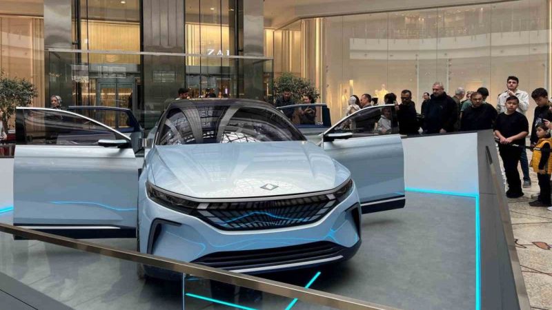 Türkiye’nin yerli otomobili TOGG’a Ankara’da yoğun ilgi