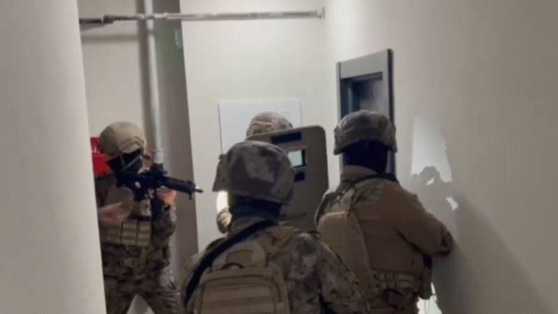 'Kafes-29' operasyonlarında 2 bölgesel organize suç örgütü çökertildi 'Kafes-29' operasyonlarında 2 bölgesel organize suç örgütü çökertildi